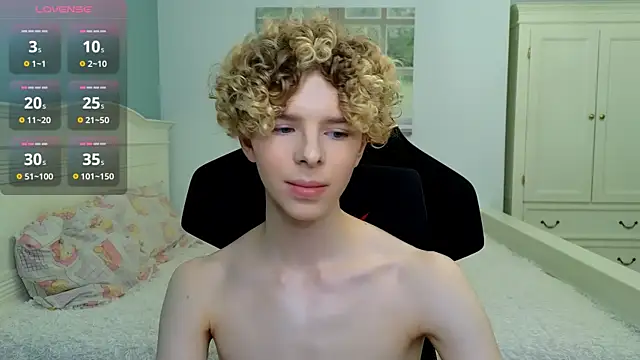 Snapshot of Kudi_Minnt chatting on October 28, 5:37 pm Kudi Minnt online show from October 28, 5:37 pm