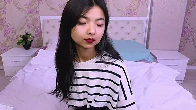 Shy Kira online show from December 2, 12:29 pm