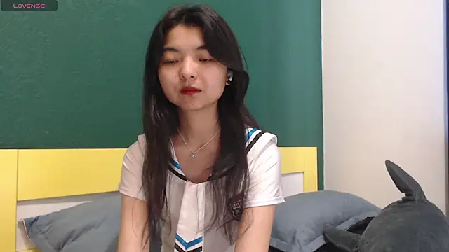 Shy Kira online show from April 14, 8:53 am