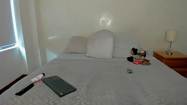 melisa ferretti online show from February 9, 6:01 pm