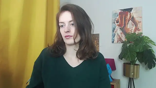 juicyNadine online show from November 19, 5:40 am