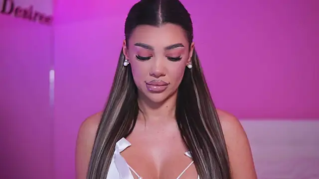 Snapshot of NatyDesiree chatting on March 9, 5:11 am NatyDesiree online show from March 9, 5:11 am