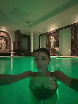 Snapshot of NatyDesiree chatting on March 16, 1:17 pm NatyDesiree online show from March 16, 1:17 pm