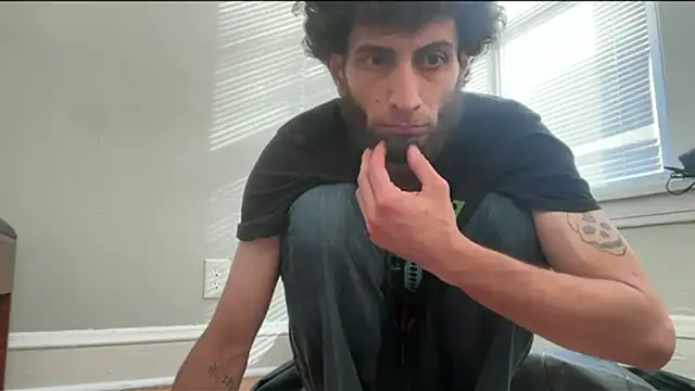 pantslesstraveler plt online show from October 8, 2:04 pm