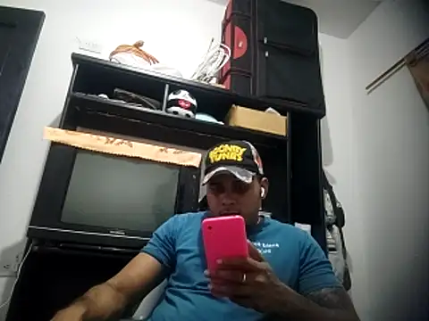 SaucyAffair0 online show from February 27, 2:11 am