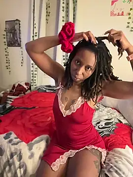 LeyaHoneybuns online show from December 23, 3:07 am