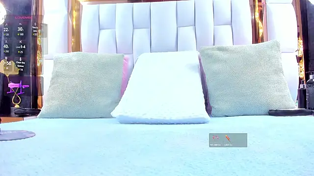 Snapshot of RileySweett chatting on November 29, 11:57 am RileySweett online show from November 29, 11:57 am