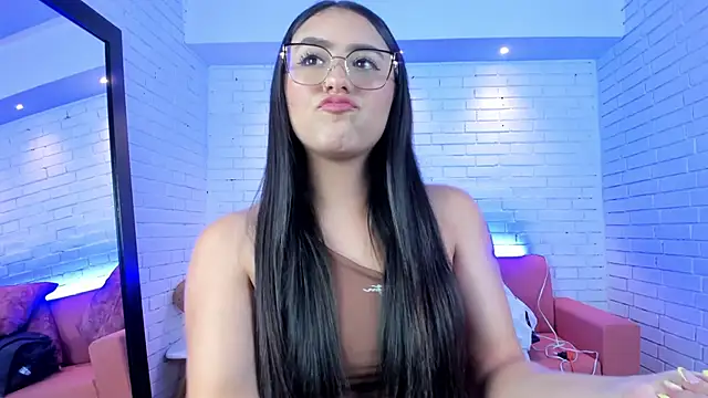 Snapshot of paulina_sweett_ chatting on October 2, 6:59 pm paulina sweett online show from October 2, 6:59 pm