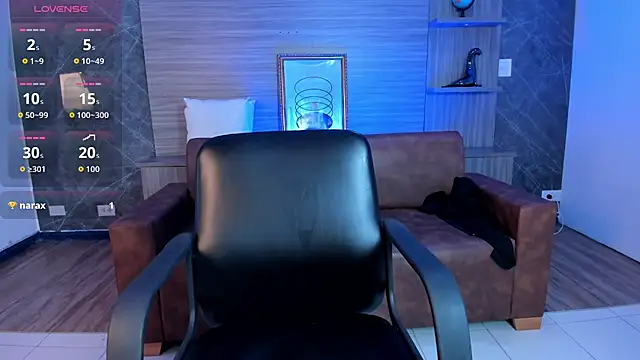 paulina sweett  online show from November 27, 1:02 pm