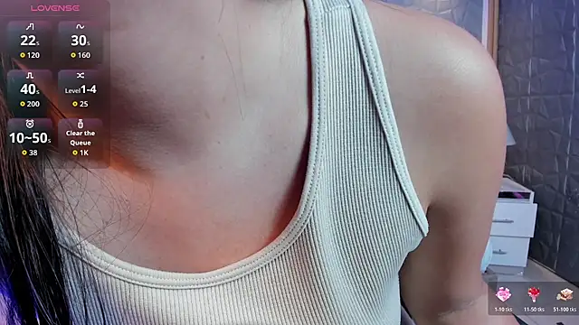 paulina sweett  online show from April 10, 11:48 am