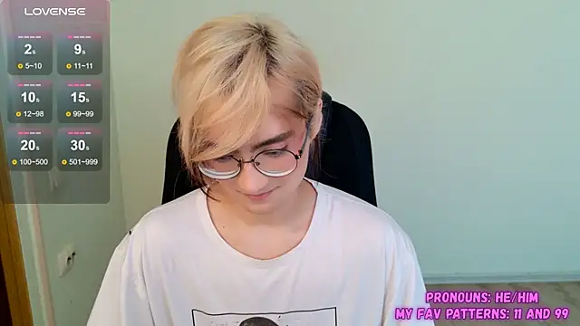 CuteYukiKun online show from October 3, 8:22 am