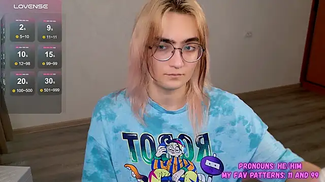 CuteYukiKun online show from October 28, 10:30 am