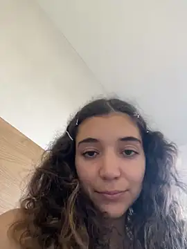 uniquerossie online show from November 13, 10:14 am