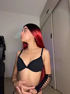uniquerossie online show from June 5, 6:42 am