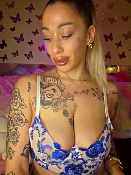 Chachou000 online show from April 24, 7:05 pm