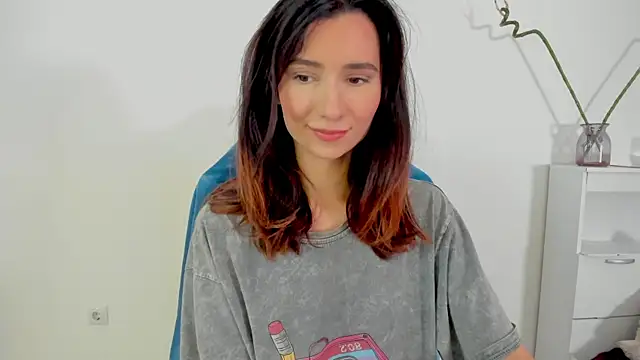 crystalnut online show from September 24, 2:59 am