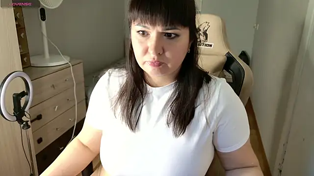 Tina Dolly online show from July 8, 11:15 am
