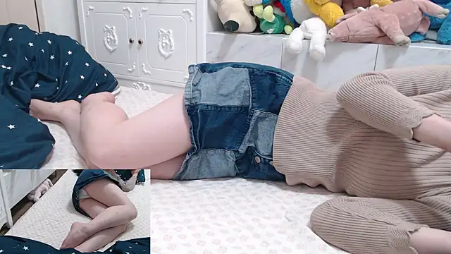 Snapshot of Kakushi_dori chatting on December 9, 11:36 am Kakushi dori online show from December 9, 11:36 am