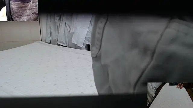 Snapshot of Kakushi_dori chatting on March 3, 6:12 pm Kakushi dori online show from March 3, 6:12 pm