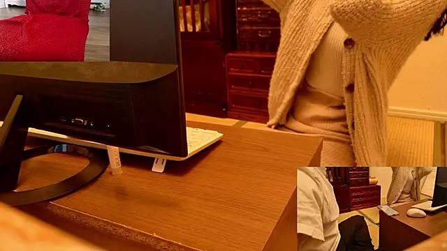 Snapshot of Kakushi_dori chatting on November 17, 12:22 pm Kakushi dori online show from November 17, 12:22 pm