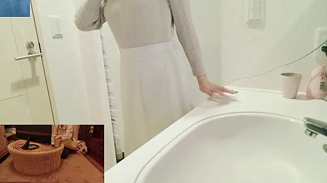 Snapshot of Kakushi_dori chatting on July 3, 11:05 am Kakushi dori online show from July 3, 11:05 am