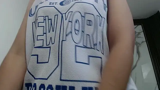 Lindsey8 online show from April 14, 12:22 pm