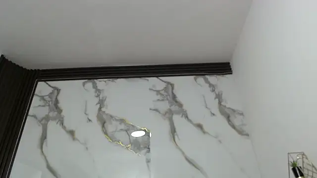 Lindsey8 online show from April 19, 11:42 am