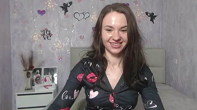 Snapshot of KaraCriegs chatting on February 28, 10:17 pm KaraCriegs online show from February 28, 10:17 pm