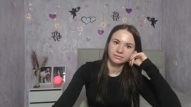 Snapshot of KaraCriegs chatting on March 9, 12:10 am KaraCriegs online show from March 9, 12:10 am