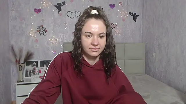 Snapshot of KaraCriegs chatting on March 12, 9:35 pm KaraCriegs online show from March 12, 9:35 pm