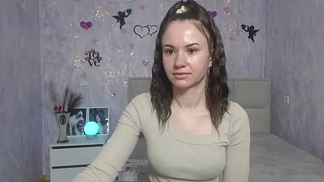 Snapshot of KaraCriegs chatting on March 13, 7:06 pm KaraCriegs online show from March 13, 7:06 pm