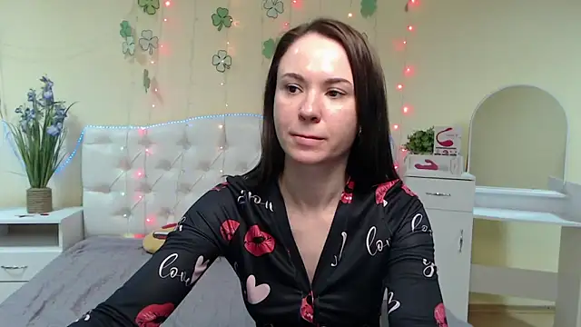 Snapshot of KaraCriegs chatting on March 16, 9:47 pm KaraCriegs online show from March 16, 9:47 pm