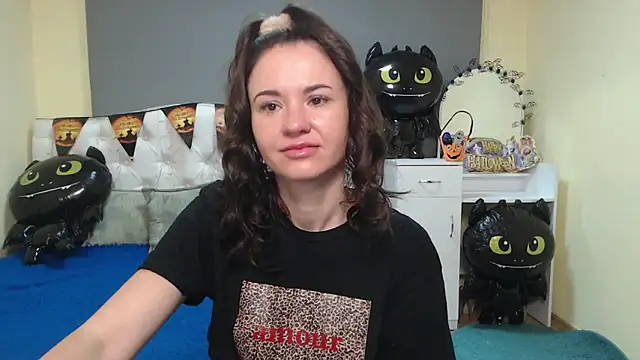 Snapshot of KaraCriegs chatting on October 15, 5:24 pm KaraCriegs online show from October 15, 5:24 pm