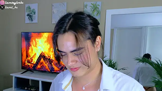 Liam Taylor online show from January 5, 9:40 pm