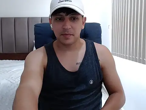 Snapshot of Bamban1419_ chatting on August 4, 7:05 pm Bamban1419 online show from August 4, 7:05 pm