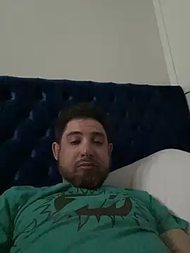 caliguy37 online show from February 19, 5:38 am