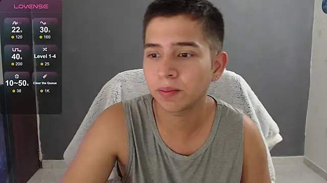 Snapshot of harold_18_ chatting on February 7, 6:13 pm harold 18 online show from February 7, 6:13 pm