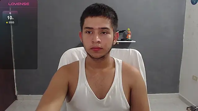 Snapshot of harold_18_ chatting on February 19, 9:14 pm harold 18 online show from February 19, 9:14 pm