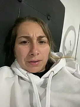 Iris love18 online show from February 16, 2:31 am