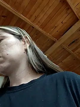 Iris love18 online show from April 19, 3:11 pm