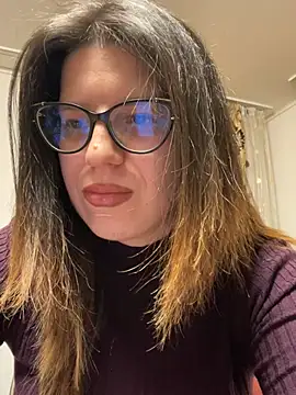 NadiraNoor online show from February 28, 10:33 pm