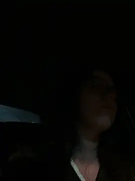 Snapshot of NadiraNoor chatting on May 28, 9:12 pm NadiraNoor online show from May 28, 9:12 pm