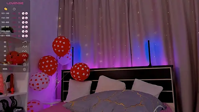 Lilian Edgars online show from March 6, 12:30 pm