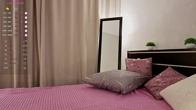 Lilian Edgars online show from October 16, 6:20 pm