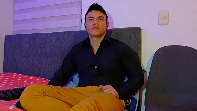 Snapshot of MarksMuscle chatting on September 12, 5:18 am MarksMuscle online show from September 12, 5:18 am