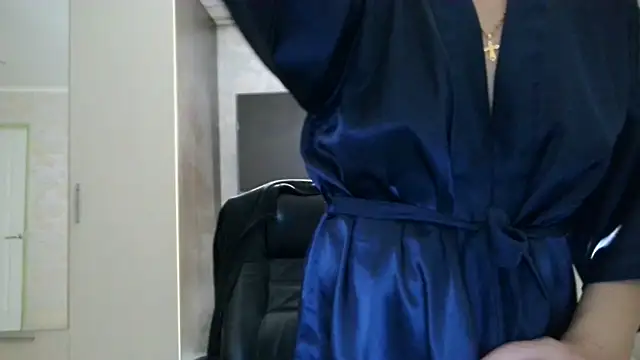 WindChristy online show from December 1, 9:59 pm