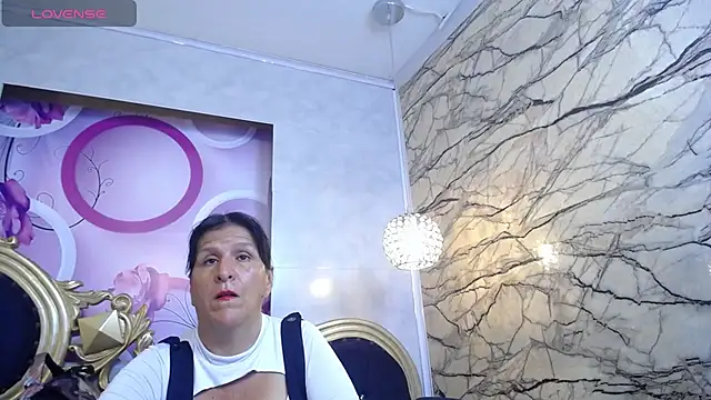 Snapshot of karito_mature17 chatting on December 13, 6:59 pm karito mature17 online show from December 13, 6:59 pm