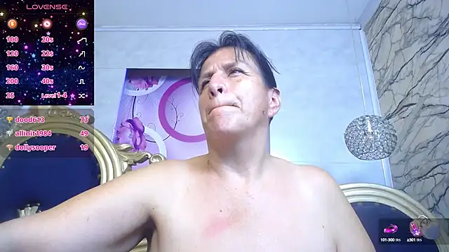 Snapshot of karito_mature17 chatting on December 21, 11:56 pm karito mature17 online show from December 21, 11:56 pm