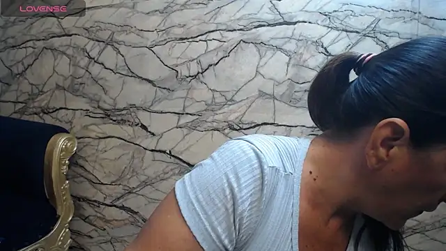 Snapshot of karito_mature17 chatting on December 24, 11:17 am karito mature17 online show from December 24, 11:17 am