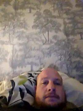 Snapshot of destructeur6 chatting on December 5, 3:52 pm destructeur6 online show from December 5, 3:52 pm